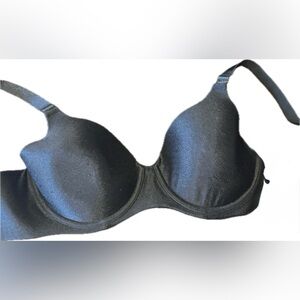 Black flower vanity fair bra, size 38 C
